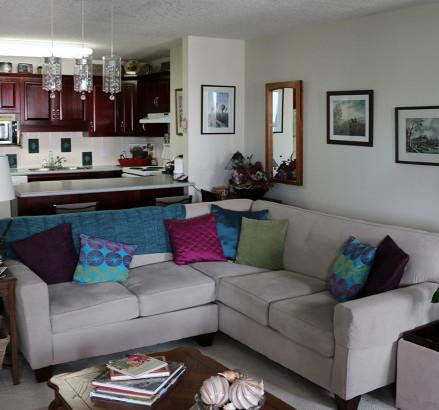 136 Ontario new 2 bedroom living room2