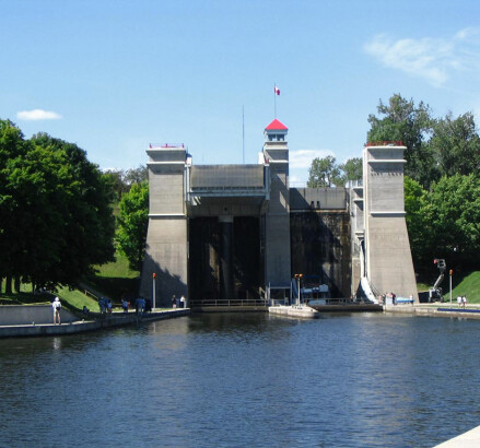 201 211 Hunter liftlock2