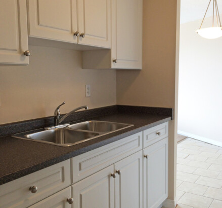 2930 Wildwood Kitchen 3