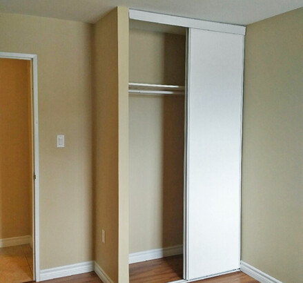 295 Lakeshore Bedroom facing closet