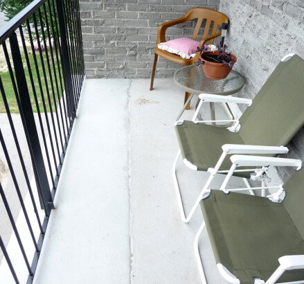 295 Lakeshore balcony2