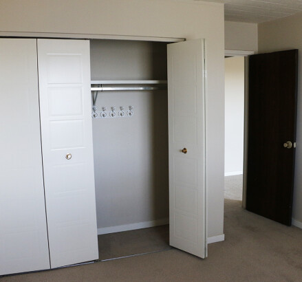 3590 Peter 1 bedroom living room facing closet