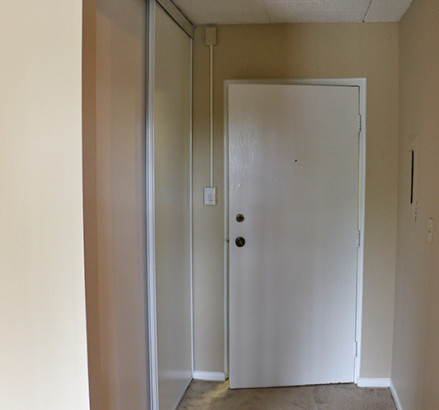 45 Timmins new 1 bedroom hallway