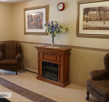 511 7th new Front lobby
