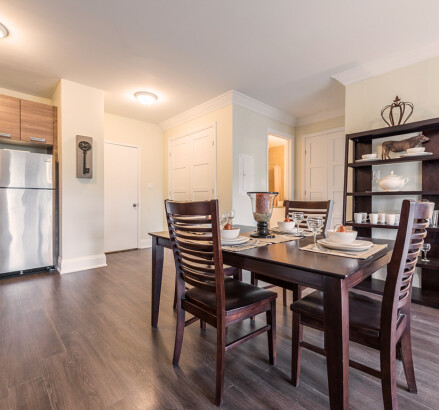 555 Park Staged model suite Dining area facing bathroom