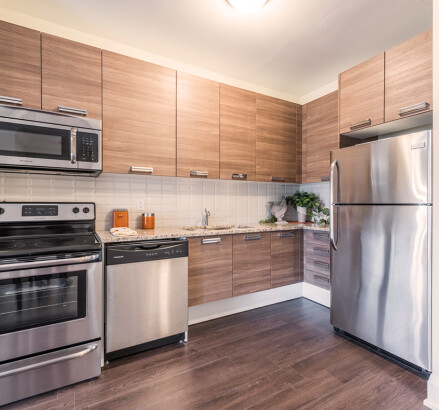 555 Park Staged model suite Kitchen