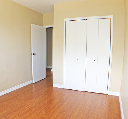620 Berkshire 2 bedroom Bedroom facing closet