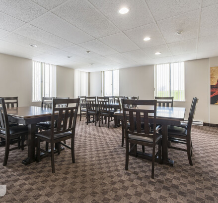 621 627 631 MacDonald Social room