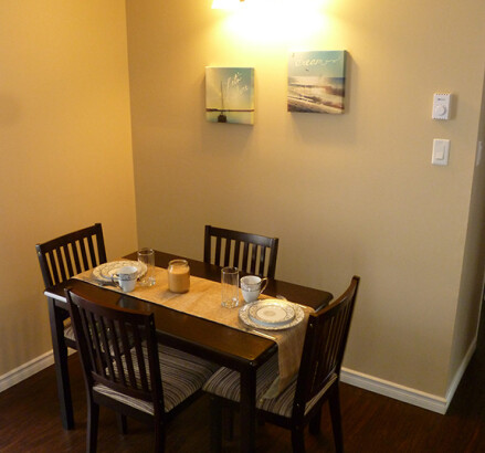 621 627 631 MacDonald Staged dining area