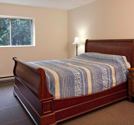 65 Boulevard Fournier Bedroom