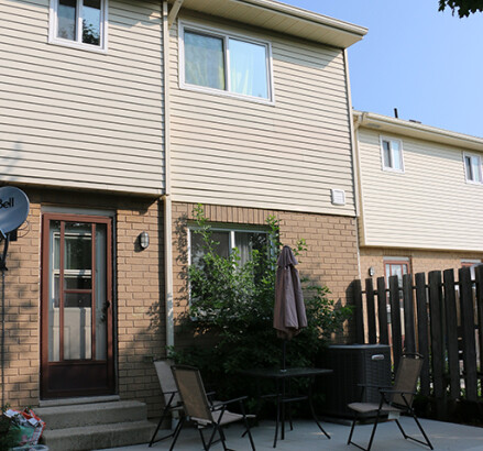 65 Fort new Townhome patio2