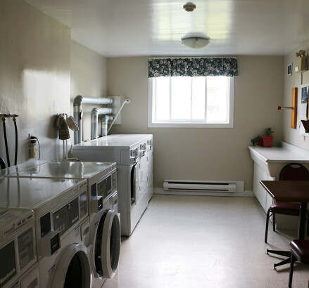 764 Waterloo new Laundry