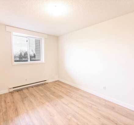 777 Kingsway Building A Unit 306 16