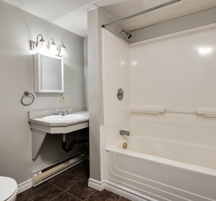 Bathroom15