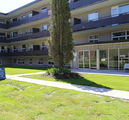 Exterior 74