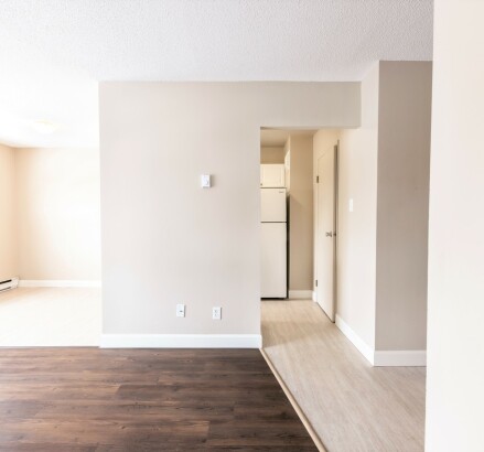 Skyline 625 Beverly Street 1 bedroom suit 0183