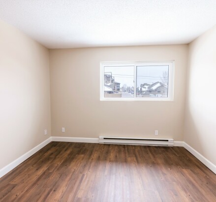 Skyline 625 Beverly Street 1 bedroom suit 0197