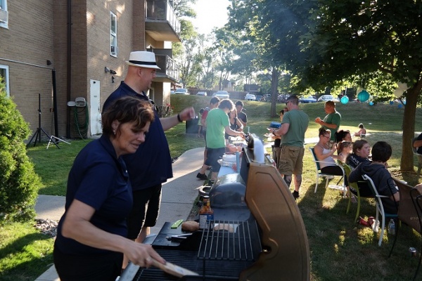 BBQ web