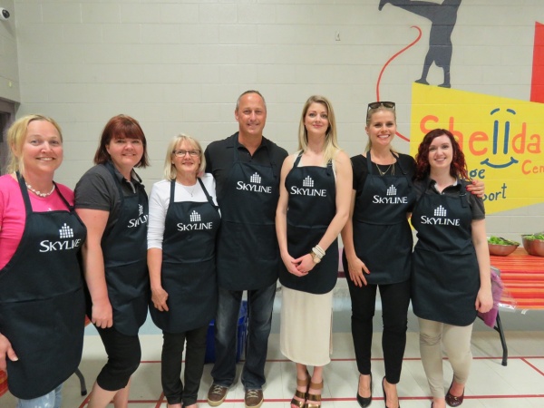 An group photo of the Skyline employees who helped out at this year's Shelldale Volunteer Dinner 2016