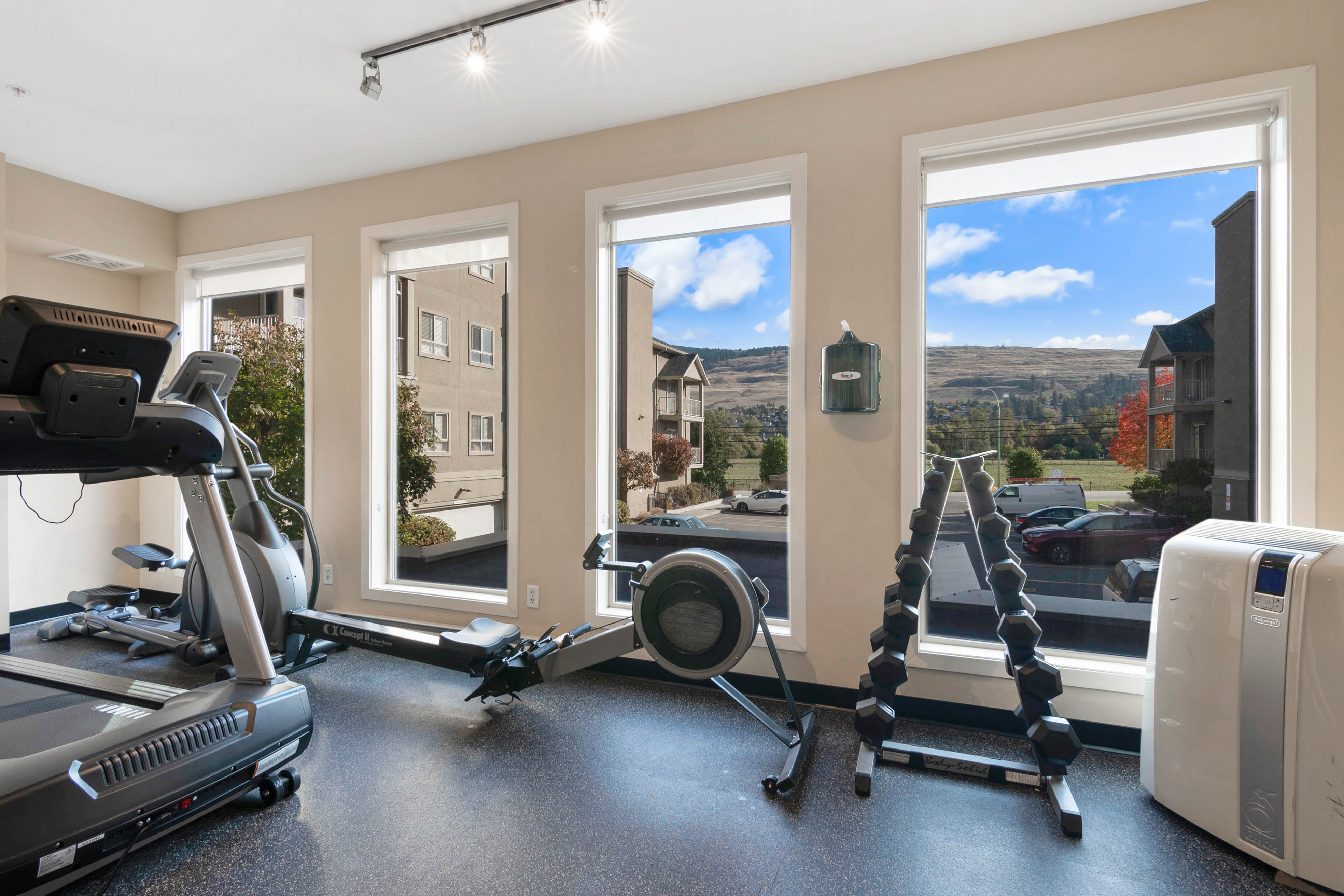 Lake Country Lofts Skyline Living