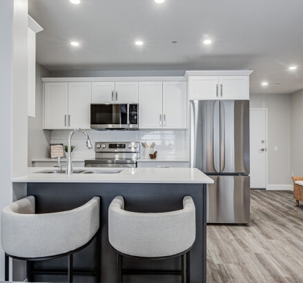 112 Skyline Living Lora Apartments 1 Bed 1 Bath 21 v2