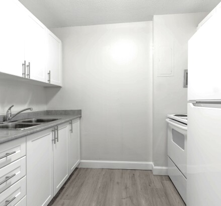 15 Snyder Ave N 24 v2