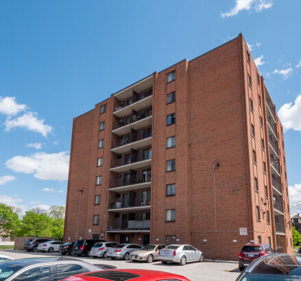 275 Askin Unit 407 23