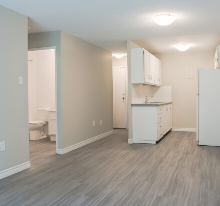 352 Dacey Living Area Overlooking Kitchen FA