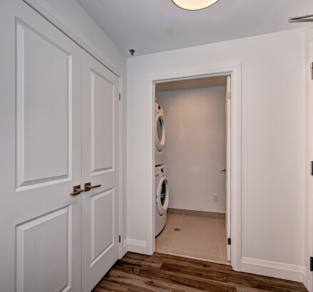 49 Laundry room 1