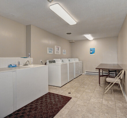 51 Laundry room 2