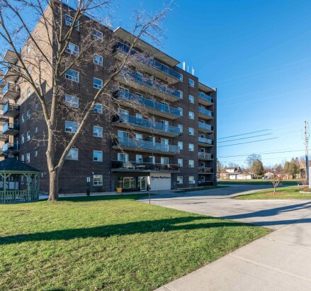 6521 6563 Drummond Rd 6521 Exterior 2 v3