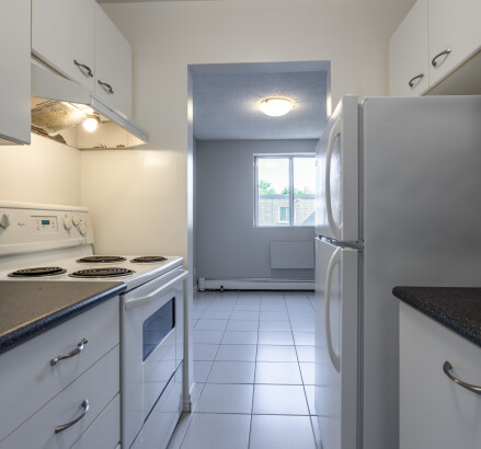 835 unit kitchen3