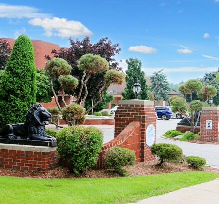 Bella Vista Front Entrance