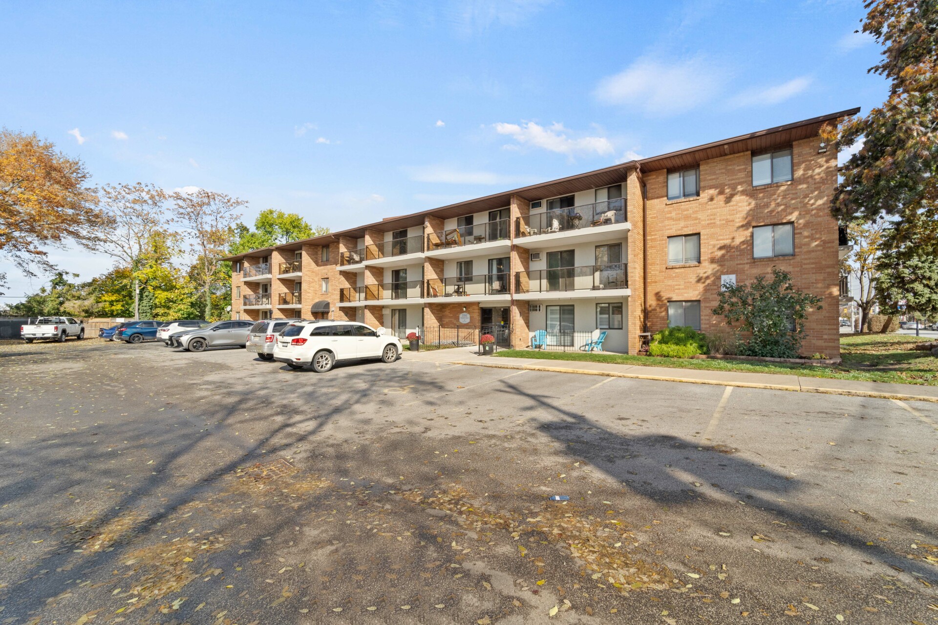 Historic Town Apartments Skyline Living