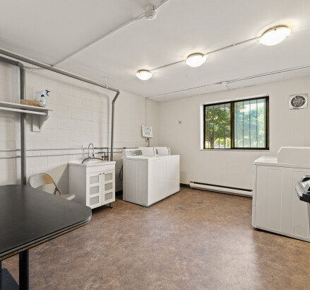 Glenwood Apartments June 2024 Amenities Unit 501 Exteriors Web 18
