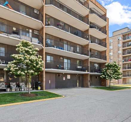 Glenwood Apartments June 2024 Amenities Unit 501 Exteriors Web 19