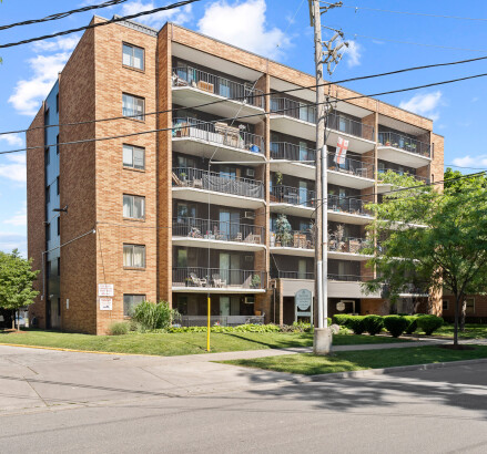 Glenwood Apartments June 2024 Amenities Unit 501 Exteriors Web 23