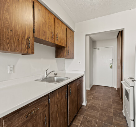 Glenwood Apartments June 2024 Amenities Unit 501 Exteriors Web 5