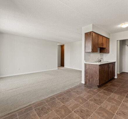 Glenwood Apartments June 2024 Amenities Unit 501 Exteriors Web 6