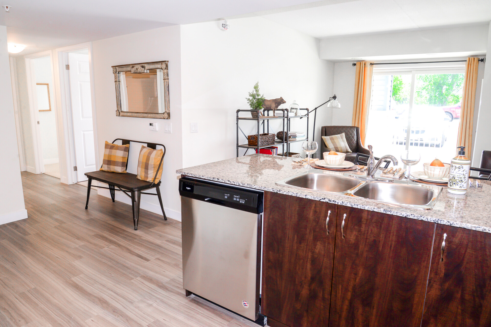 Ridgeway Suites Skyline Living