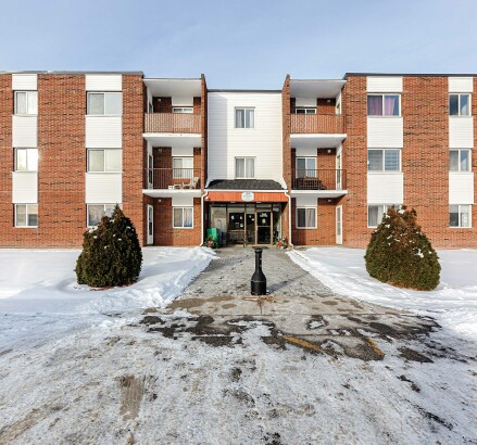 SkyLiving RiversideApartments 1214RiversideDR Timmins Unit111 TwoBed OneBath 0030 exterior