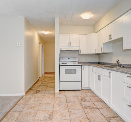 Skyline 314 65 Timmins Crescent 2 Bed 1 Bath 18