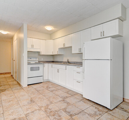 Skyline 314 65 Timmins Crescent 2 Bed 1 Bath 21