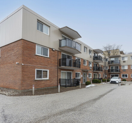 Skyline 395 Exmouth St Sarnia 2 Bed 1 Bath Digital 4