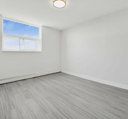 Skyline Living 100 Lancaster 2 Bed 1 Bath23