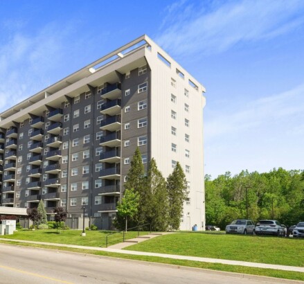 Skyline Living 100 Lancaster 2 Bed 1 Bath3