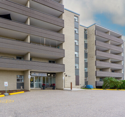 Skyline Living 105 Giroux St Photography 10