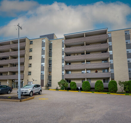 Skyline Living 105 Giroux St Photography 17