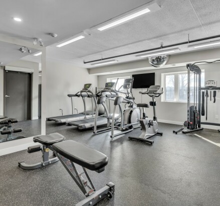 Skyline Living 107 Ridgeway Place Photography21