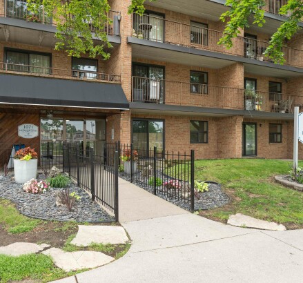 Skyline Living 1071 McDougall 2 Bed 1 Bath23